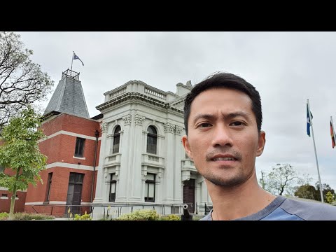 Tại Sao Người Thân & Bạn Bè Không Ủng Hộ Bạn